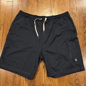 Vuori kore shorts 7” Men's ink blue Athletic Shorts unlined size XXL